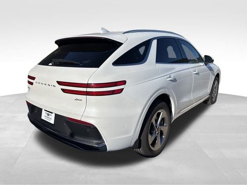 New 2026 Genesis GV70 2.5T Advanced image 3