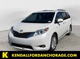 Used 2017 Toyota Sienna XLE w/ XLE Navigation Package AWD/4WD video 1