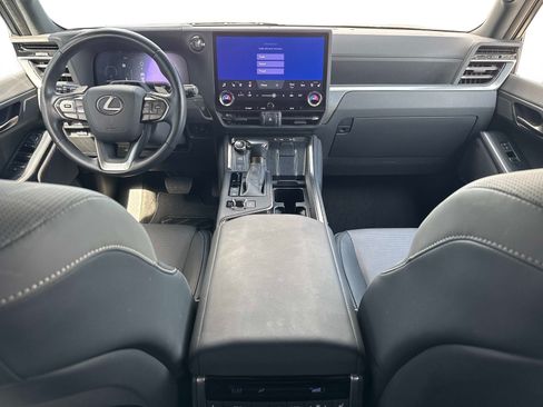 Certified 2025 Lexus GX 550 w/ Accessory Package (Z1) AWD/4WD image 16