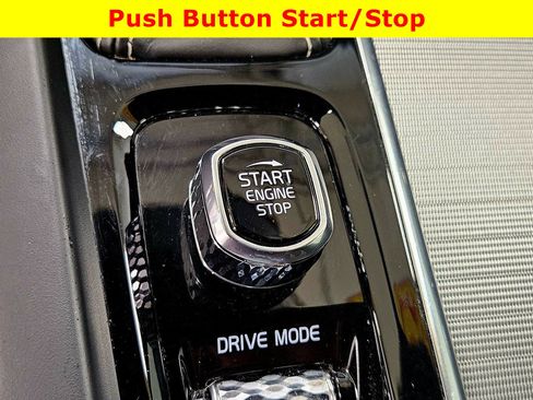 Used 2021 Volvo S60 T5 R-Design image 25