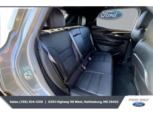 Used 2024 Chevrolet TrailBlazer RS FWD image 21