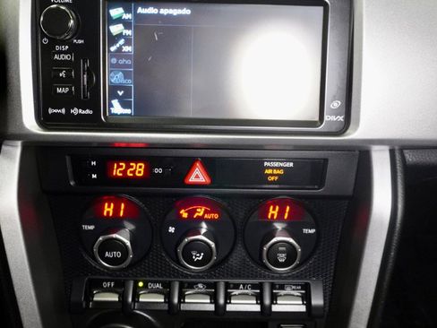 Used 2014 Subaru BRZ Limited w/ Popular Package #2B image 15