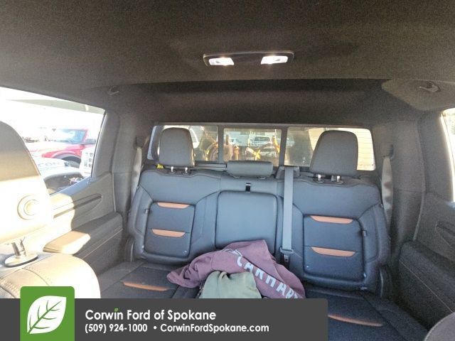 Used 2025 GMC Sierra 1500 AT4 w/ AT4 Premium Package AWD/4WD image 12