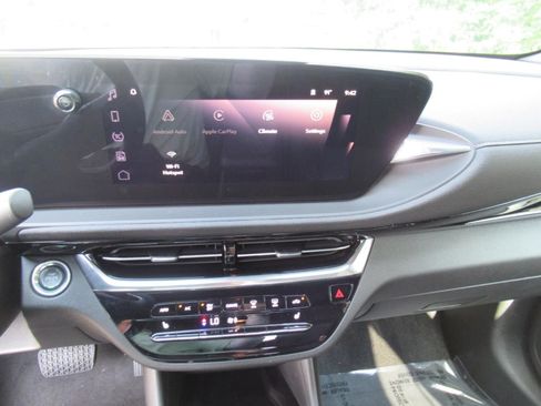 Used 2024 Buick Envista Avenir FWD image 27