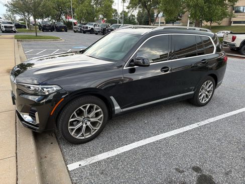 Used 2020 BMW X7 xDrive40i w/ Premium Package AWD/4WD image 2