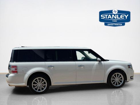 Used 2019 Ford Flex Limited FWD image 9