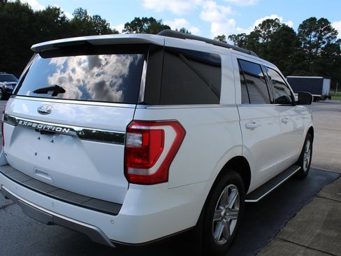 Used 2020 Ford Expedition XLT w/ Equipment Group 202A image 3