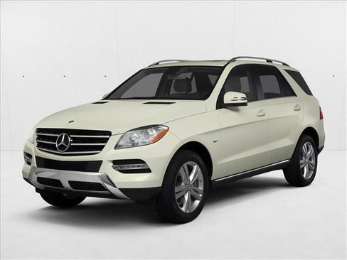 Used 2013 Mercedes-Benz ML 350 4MATIC image 1