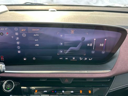 New 2025 Buick Envision Sport Touring image 25