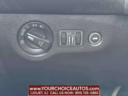 Used 2019 Dodge Challenger R/T image 15