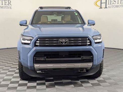 Used 2025 Toyota 4Runner Limited AWD/4WD image 6
