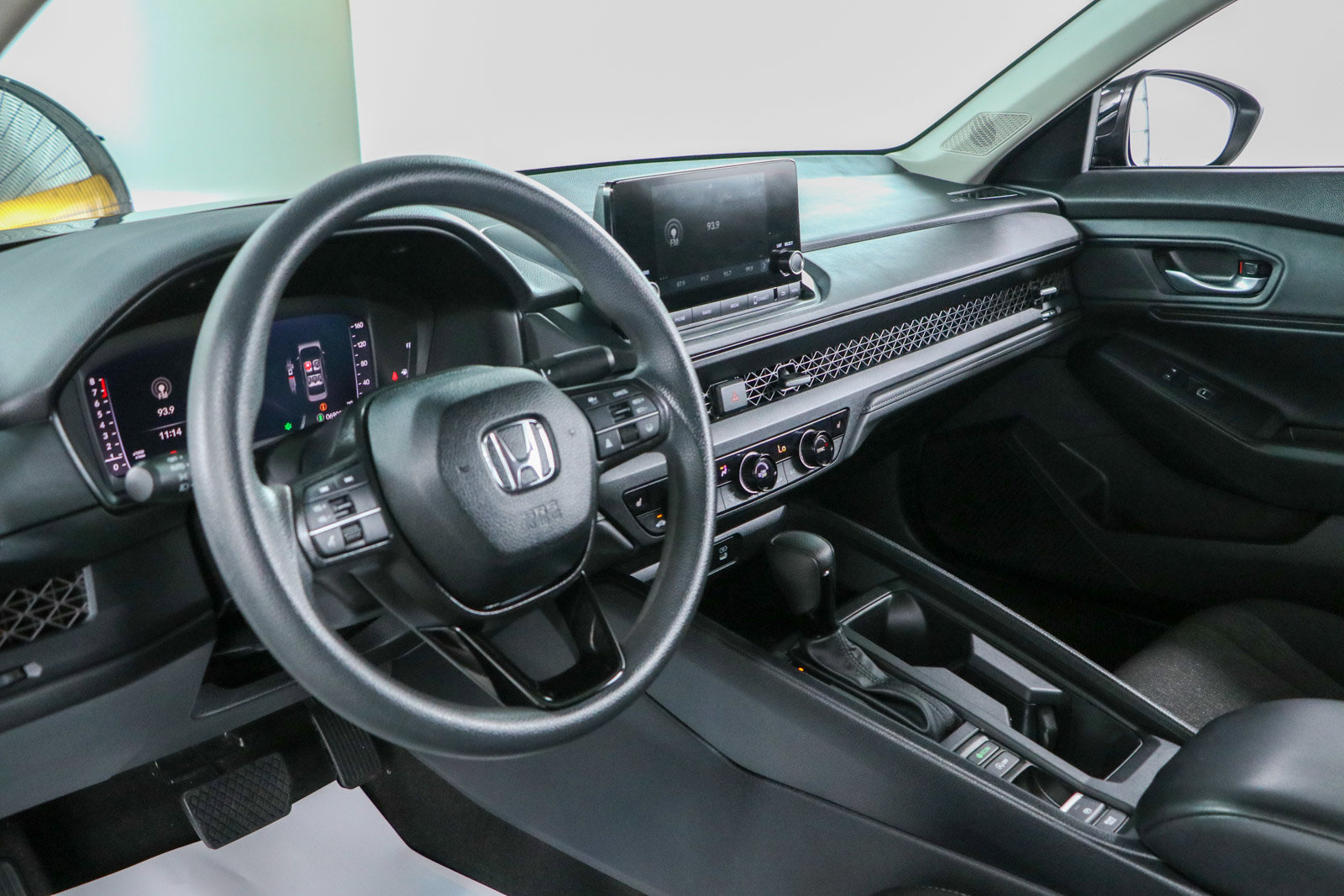 Used 2024 Honda Accord EX image 23