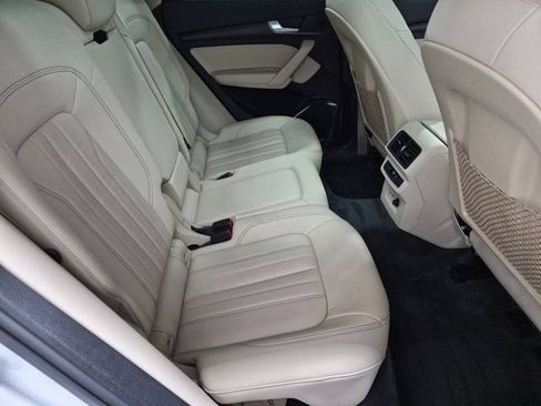 Certified 2023 Audi Q5 2.0T Premium w/ Convenience Package AWD/4WD image 17