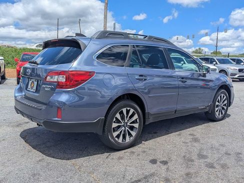 Used 2017 Subaru Outback 3.6R Limited AWD/4WD image 5
