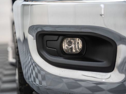 Used 2023 Chevrolet TrailBlazer LT w/ Convenience Package FWD image 16