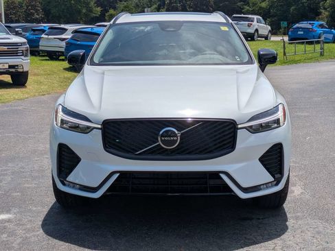 New 2026 Volvo XC60 B5 Core AWD/4WD image 9