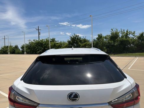 Used 2017 Lexus RX 350 FWD w/ Premium Package image 4