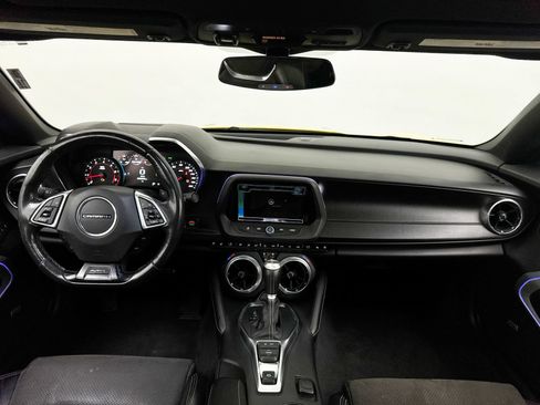 Used 2017 Chevrolet Camaro SS RWD image 21