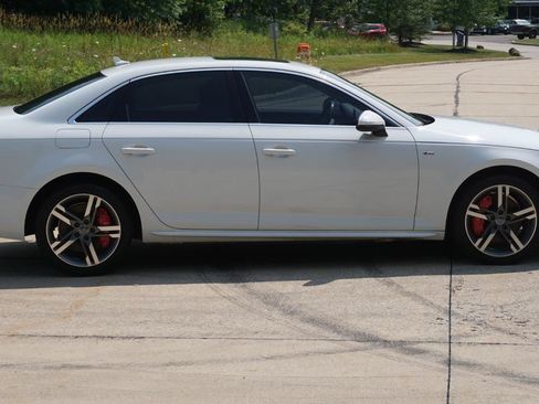 Used 2017 Audi A4 2.0T Premium Plus w/ Premium Plus Package AWD/4WD image 6