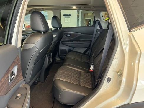 Certified 2024 Nissan Murano Platinum w/ Cargo Package AWD/4WD image 27