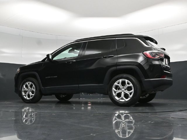 Certified 2024 Jeep Compass Latitude AWD/4WD image 58