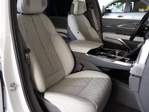 Used 2025 Cadillac Escalade IQ Sport 1 image 38