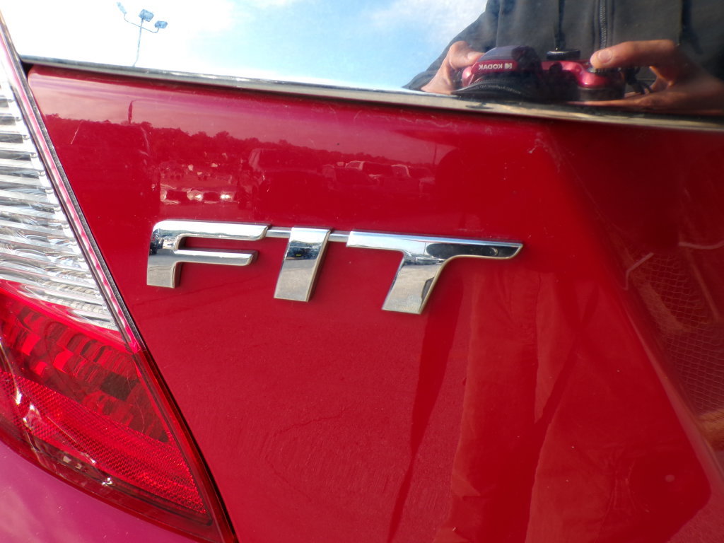 Used 2016 Honda Fit EX image 17