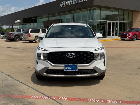 Used 2023 Hyundai Santa Fe SE FWD image 9