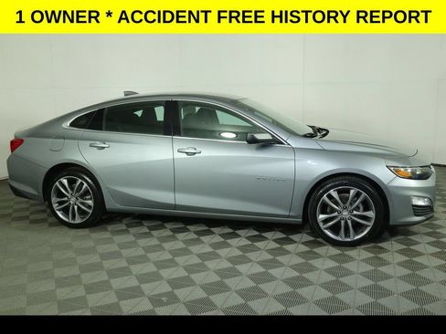 Used 2023 Chevrolet Malibu LT FWD image 2