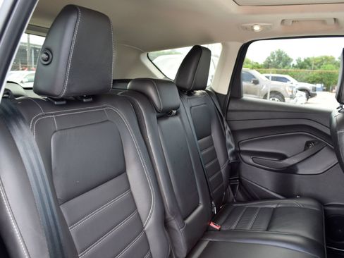 Used 2018 Ford Escape Titanium FWD image 21