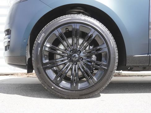 New 2026 Land Rover Range Rover SE AWD/4WD image 32