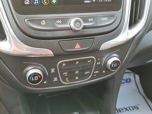 Used 2020 Chevrolet Equinox Premier w/ Premier Redline Edition FWD image 22