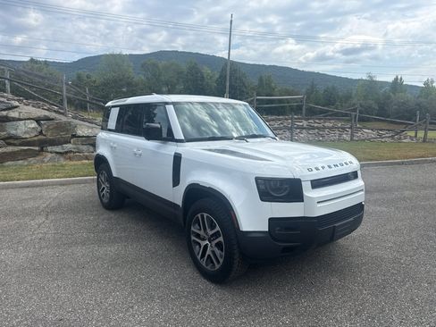 Used 2026 Land Rover Defender 110 S AWD/4WD image 1