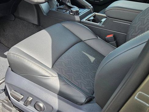 New 2026 Toyota Tacoma Limited AWD/4WD image 4