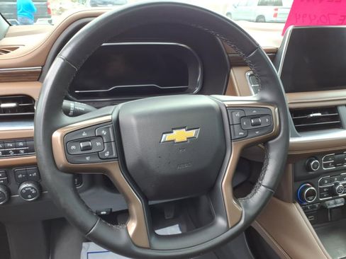 Used 2024 Chevrolet Tahoe High Country AWD/4WD image 10
