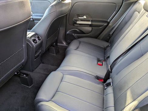 Certified 2025 Mercedes-Benz GLA 250 GLA 250 image 17