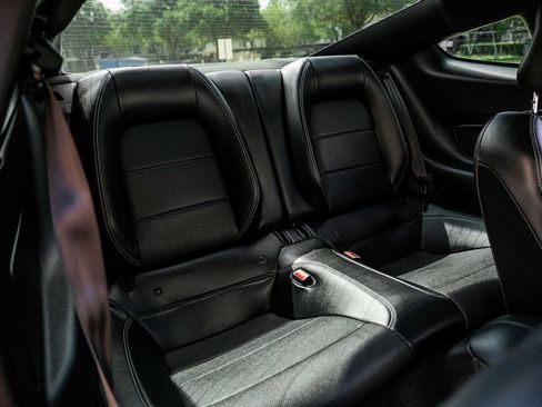 Used 2019 Ford Mustang Premium RWD image 33