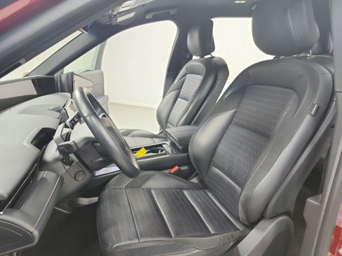 Used 2024 Lincoln Nautilus Reserve w/ Jet Appearance Package (87T) AWD/4WD image 19