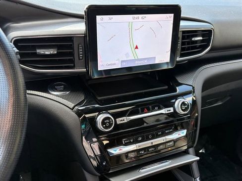 Used 2022 Ford Explorer ST-Line image 8