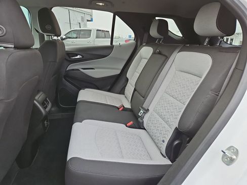 Used 2022 Chevrolet Equinox LS w/ LS Convenience Package image 30