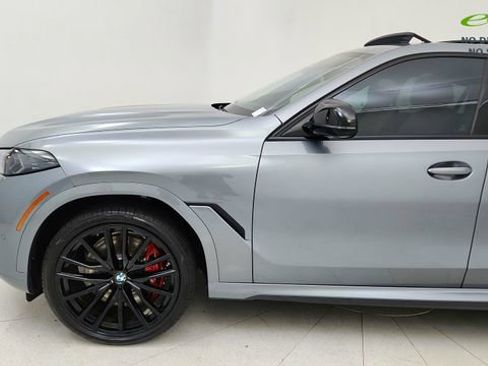 Used 2025 BMW X6 M60i AWD/4WD image 9