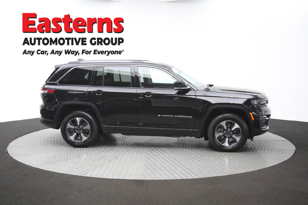 Used 2023 Jeep Grand Cherokee 4WD 4xe image 55