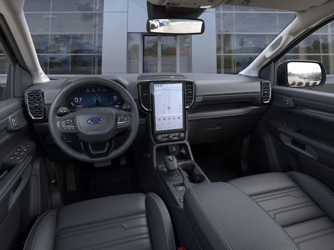 New 2025 Ford Ranger Lariat w/ Advanced Towing Package AWD/4WD image 9
