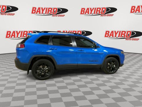 Used 2021 Jeep Cherokee Latitude Plus AWD/4WD image 9