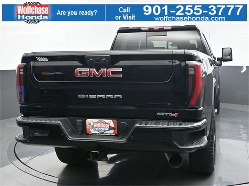 Used 2024 GMC Sierra 2500 AT4 w/ AT4 Premium Plus Package image 5