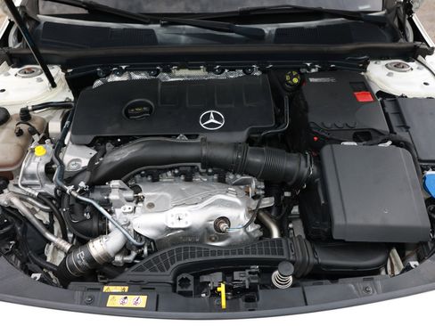 Used 2021 Mercedes-Benz CLA 250 w/ AMG Line image 58