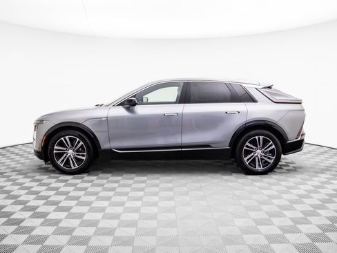 New 2026 Cadillac Lyriq Luxury image 4