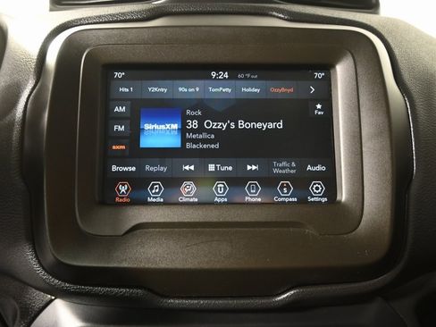 Used 2020 Jeep Renegade Altitude image 26