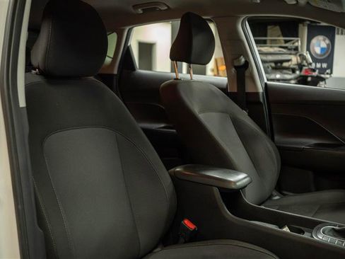 Used 2024 Hyundai Kona SEL image 15