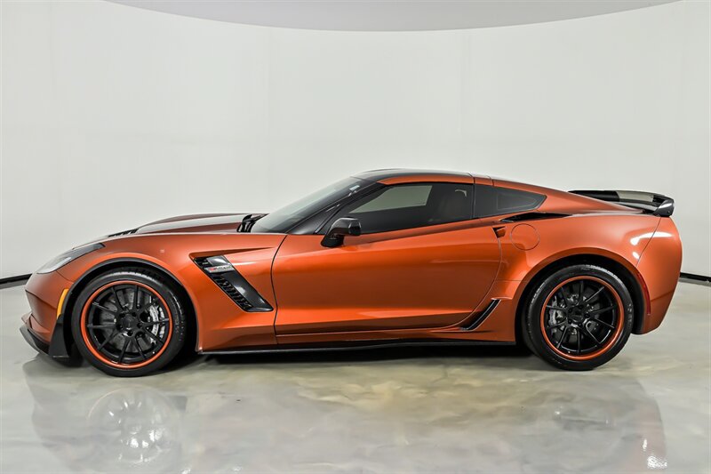 Used 2015 Chevrolet Corvette Z06 w/ 3LZ Preferred Equipment Group RWD image 6